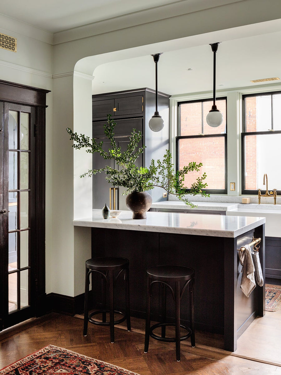 This D.C. Kitchen Was Once Smooshed Under the Stairs—Now It’s Bathed i ...